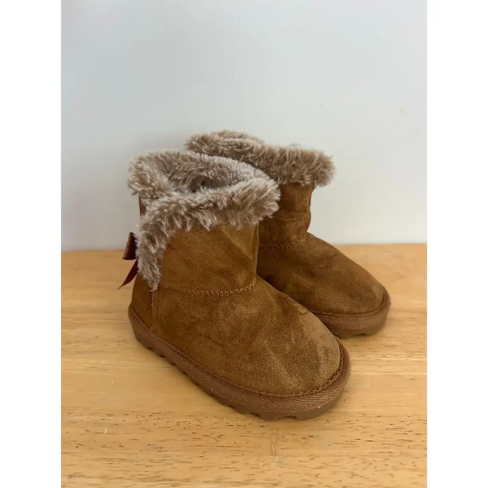 Bearpaw Toddler Girl Suede Boots Size 6 – Bow Back, Shearling Lined